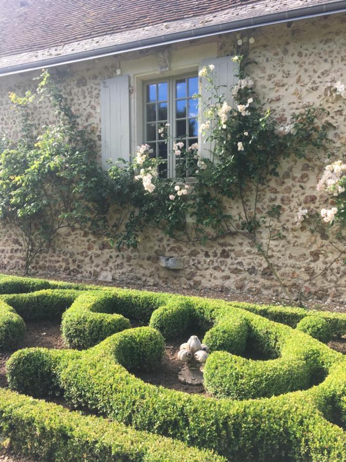 Le Manoir De Maucartier Bed & Breakfast Monnaie Exterior photo