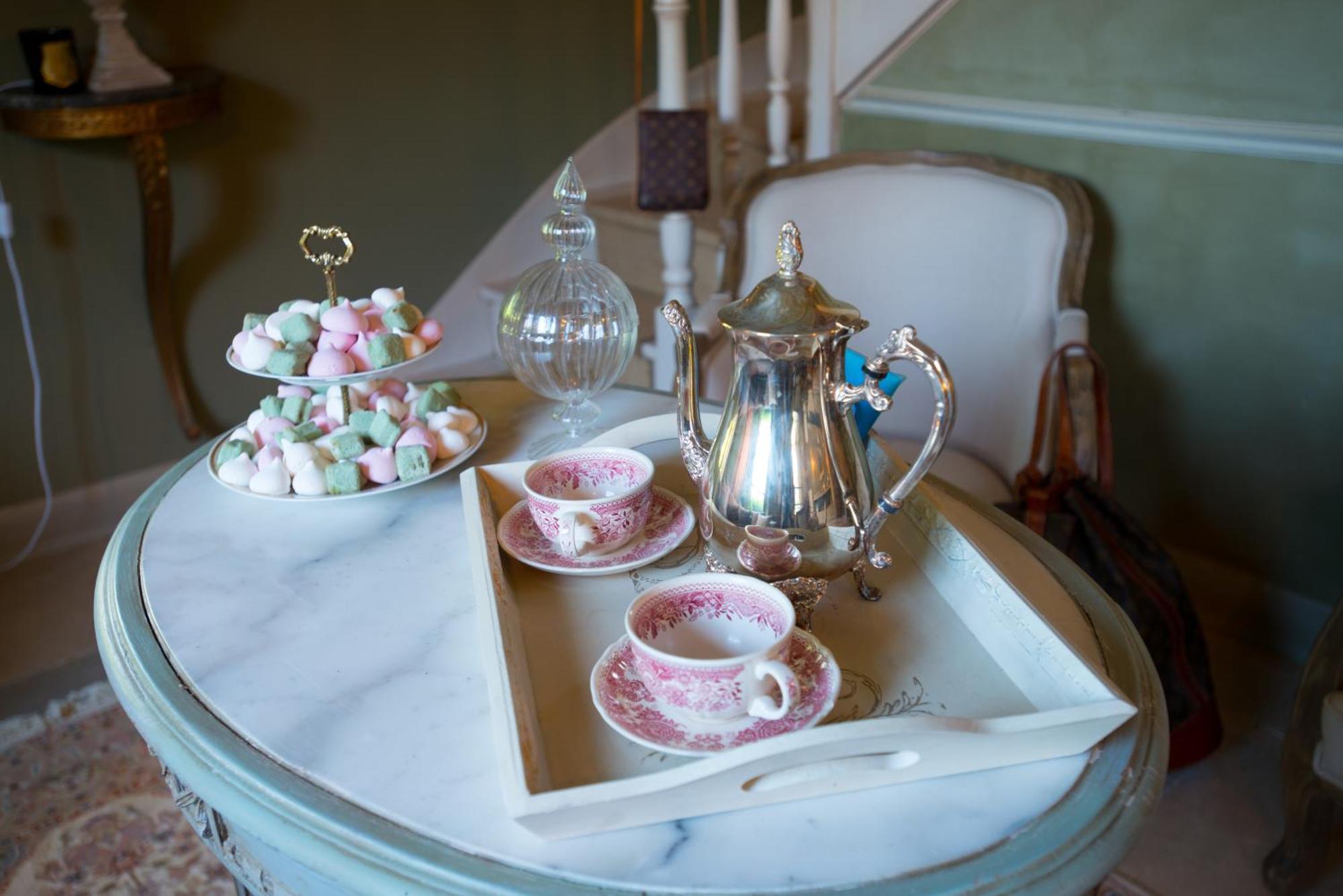 Le Manoir De Maucartier Bed & Breakfast Monnaie Room photo